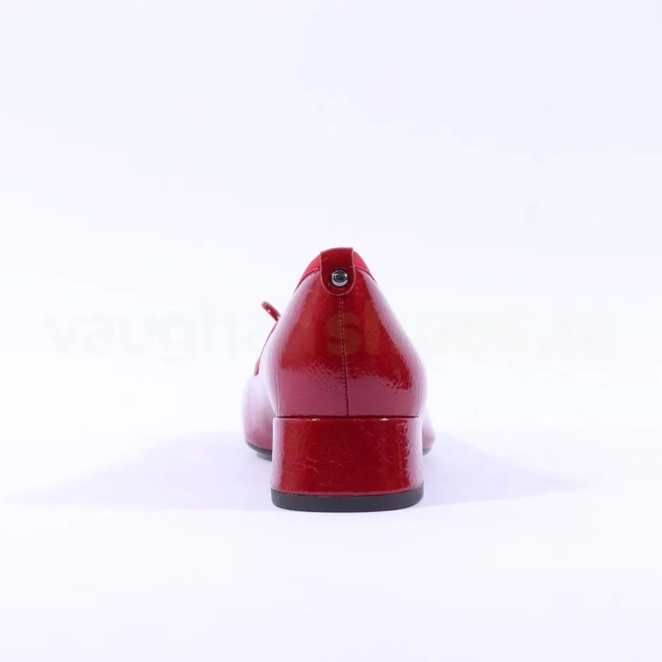 Women Tamaris Almira Bow Tie Block Heel Pump - Red Patent