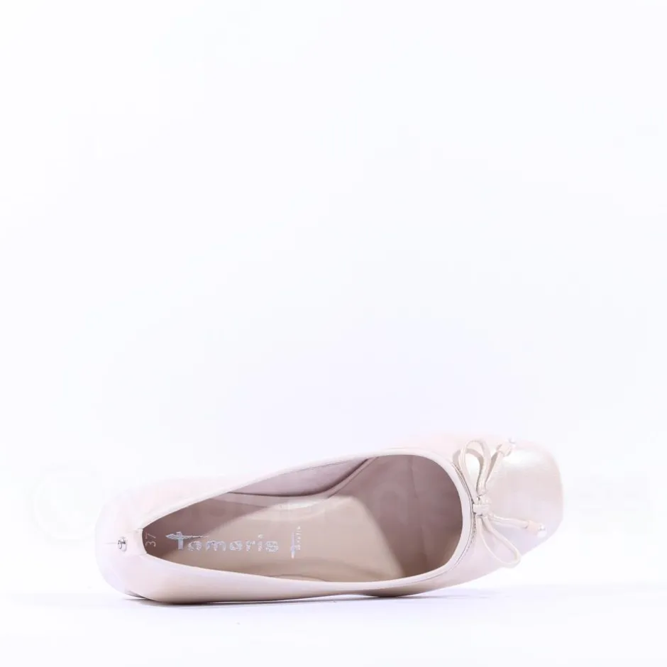 Women Tamaris Almira Bow Tie Block Heel Pump - Champagne