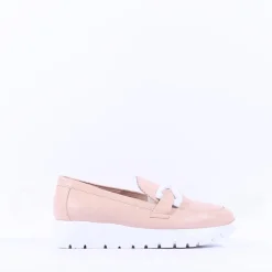 Women Wonders Aura Infinity Link Slip On - Nude Leather