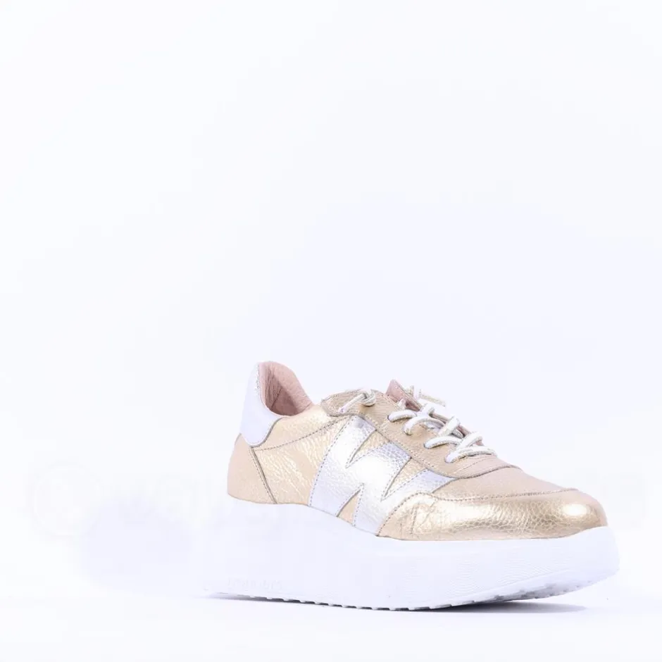 Women Wonders Berlin Platform Bungee Trainer - Gold Silver