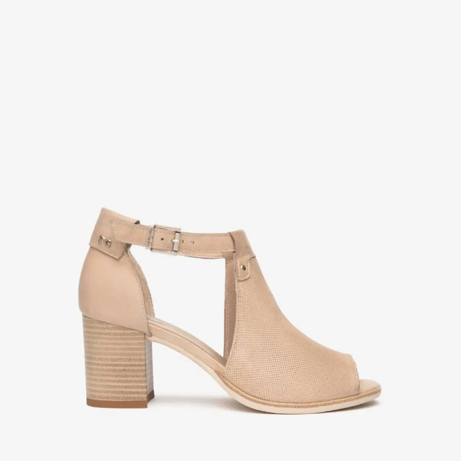 Women NeroGiardini Block Heel Peeptoe Sandal - Nude