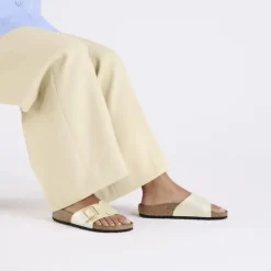 Women Birkenstock Catalina Cushion Buckle Bf - Graceful Pearl White