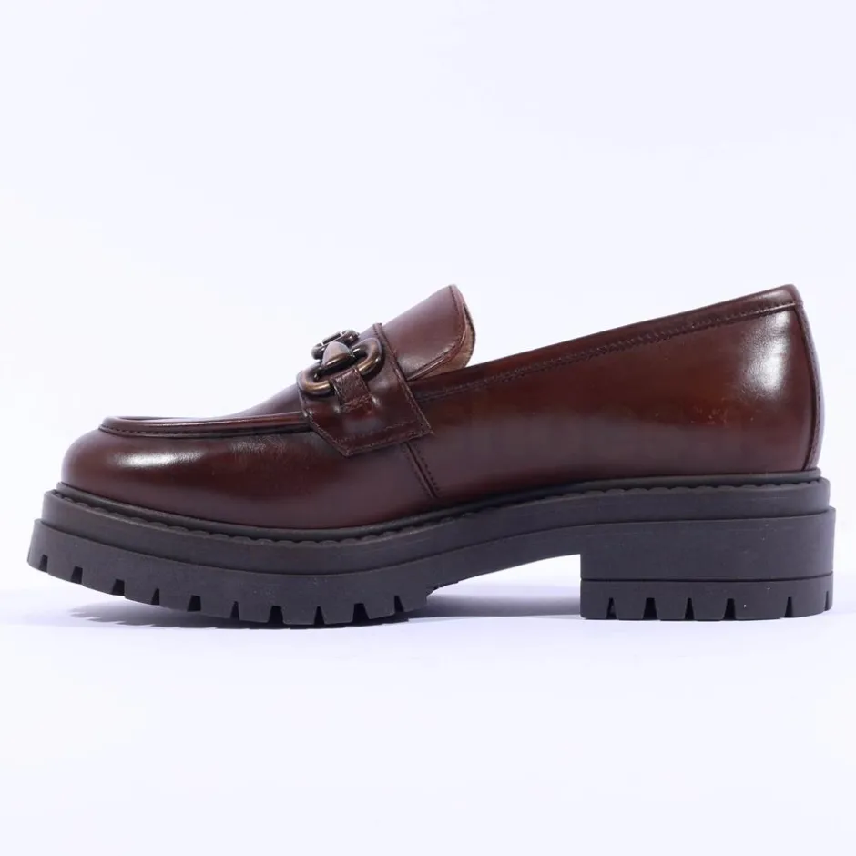 Women NeroGiardini Chunky Sole Link Loafer - Cognac Leather
