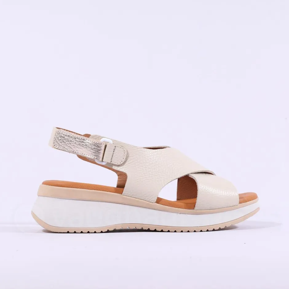 Women Oh My Sandals Criss Cross Slingback - Cream Gold