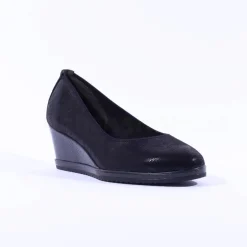 Women Tamaris Dajana Classic Wedge - Black Shimmer