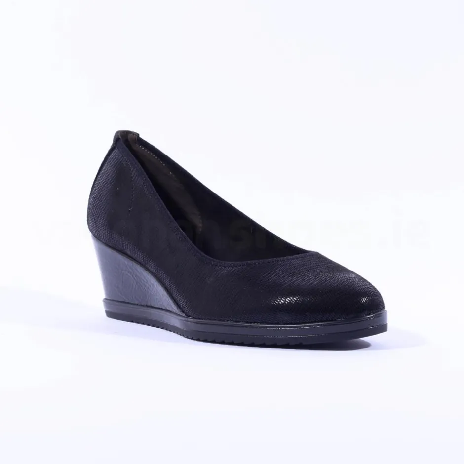 Women Tamaris Dajana Classic Wedge - Black Shimmer