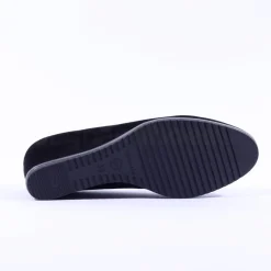 Women Tamaris Dajana Suede Wedge - Black Suede