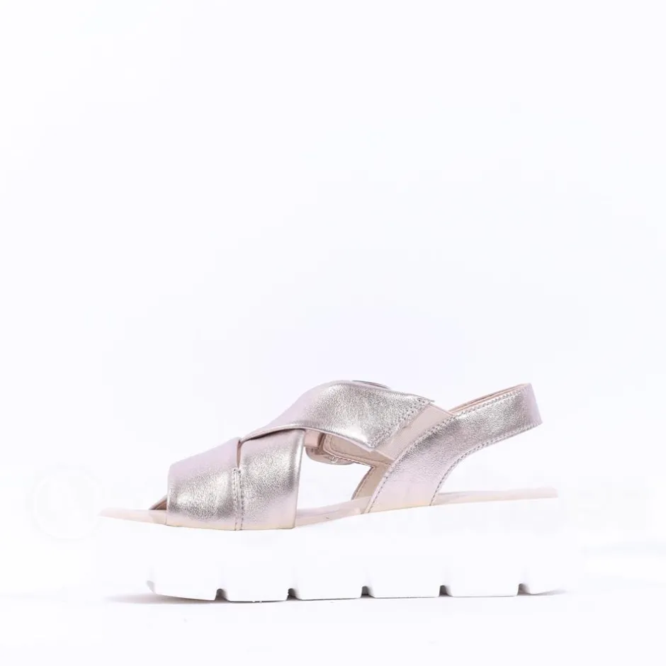 Women Gabor Daphne Chunky Sole Sandal - Metallic Leather