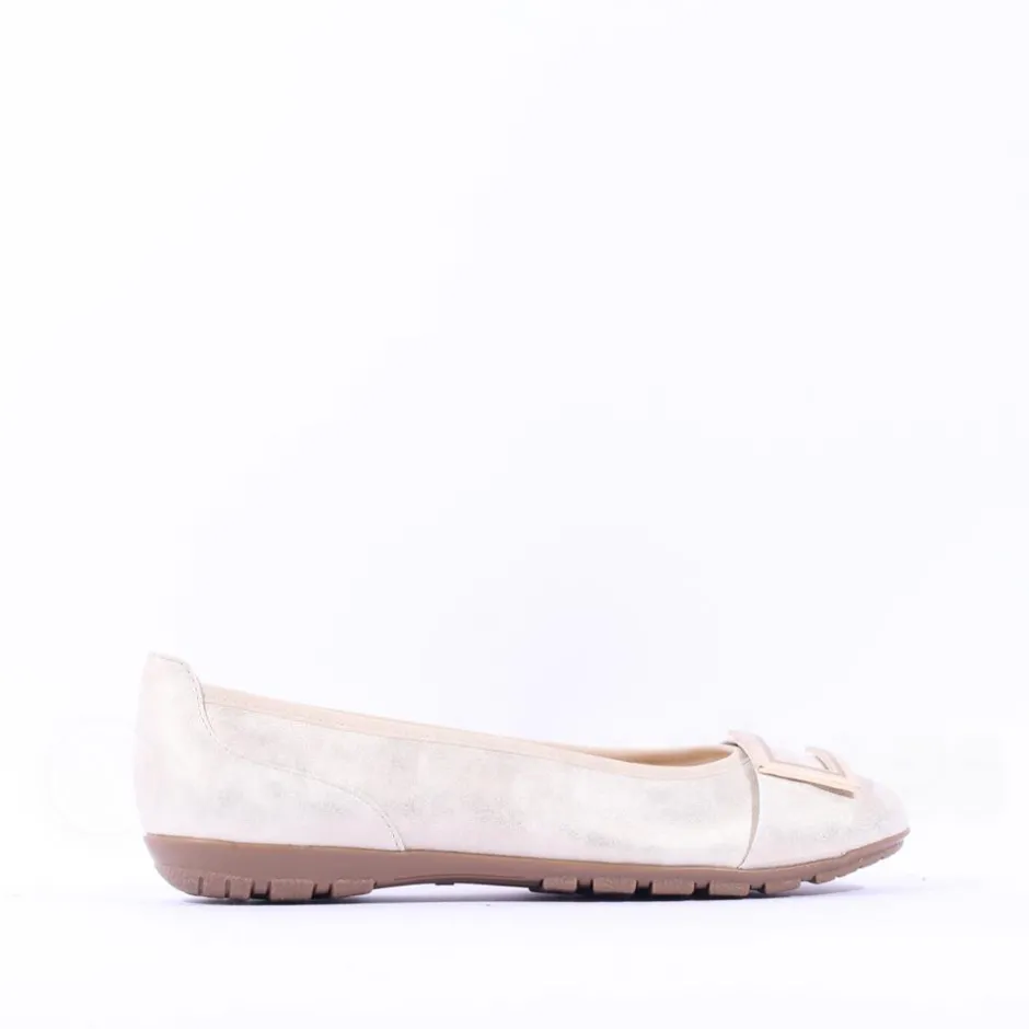 Women Marco Tozzi Dongo Square Brooch Pump - Dune Metallic