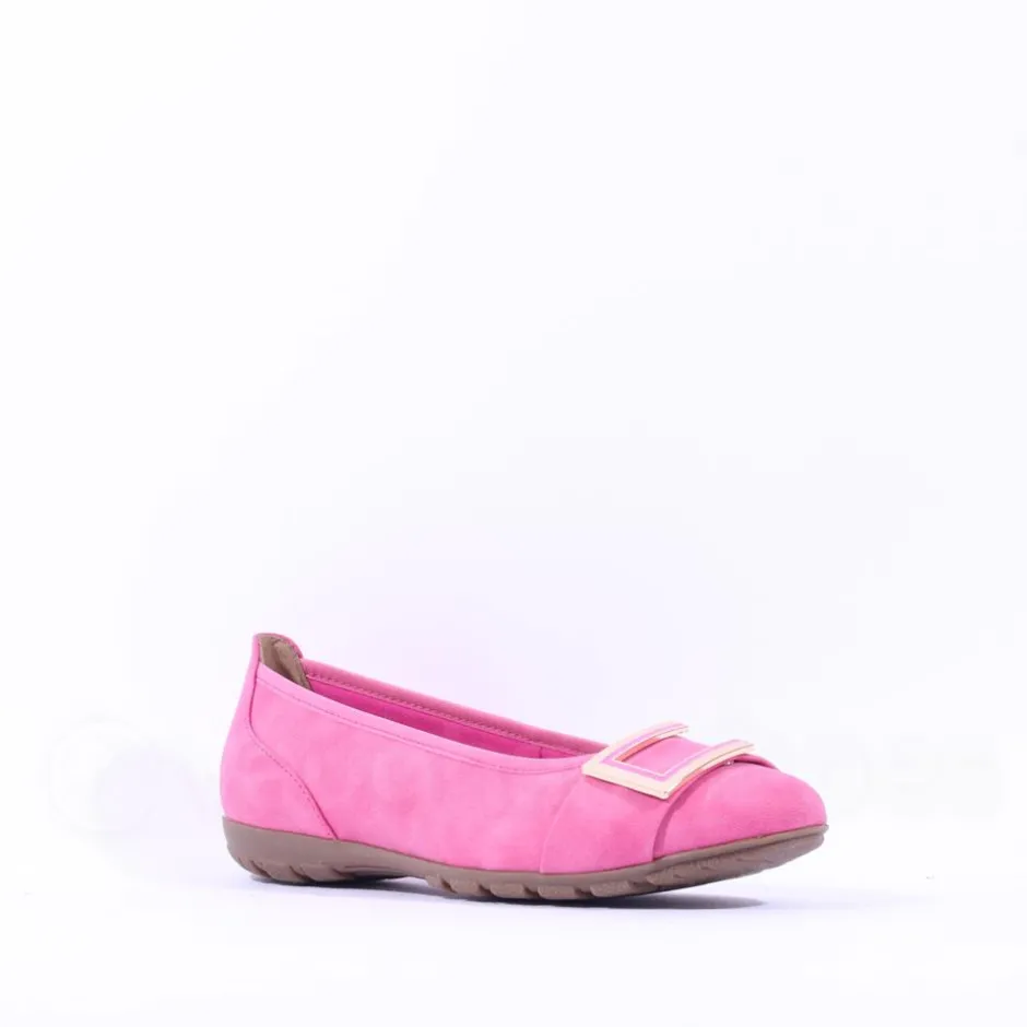 Women Marco Tozzi Dongo Square Brooch Pump - Pink