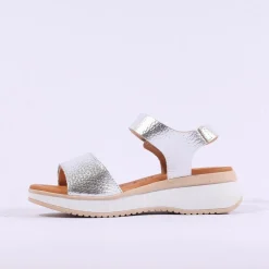 Women Oh My Sandals Double Velcro Platform - Silver Leather
