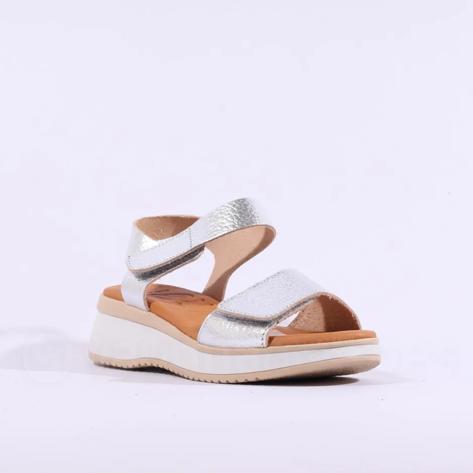 Women Oh My Sandals Double Velcro Platform - Silver Leather