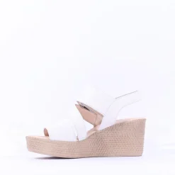 Women Gabor Drama Wedge Ring Buckle Sandal - Off White Leather