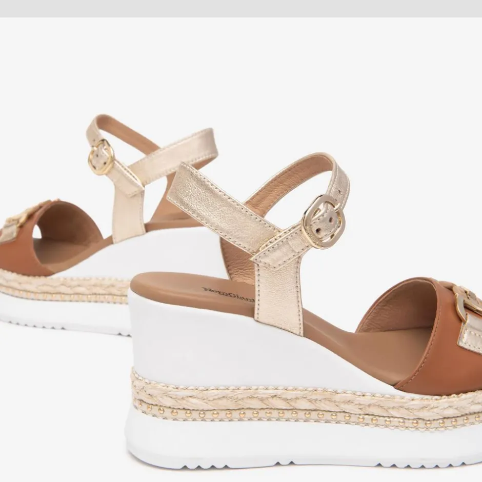 Women NeroGiardini Espadrille Trim Wedge Link - Tan Gold
