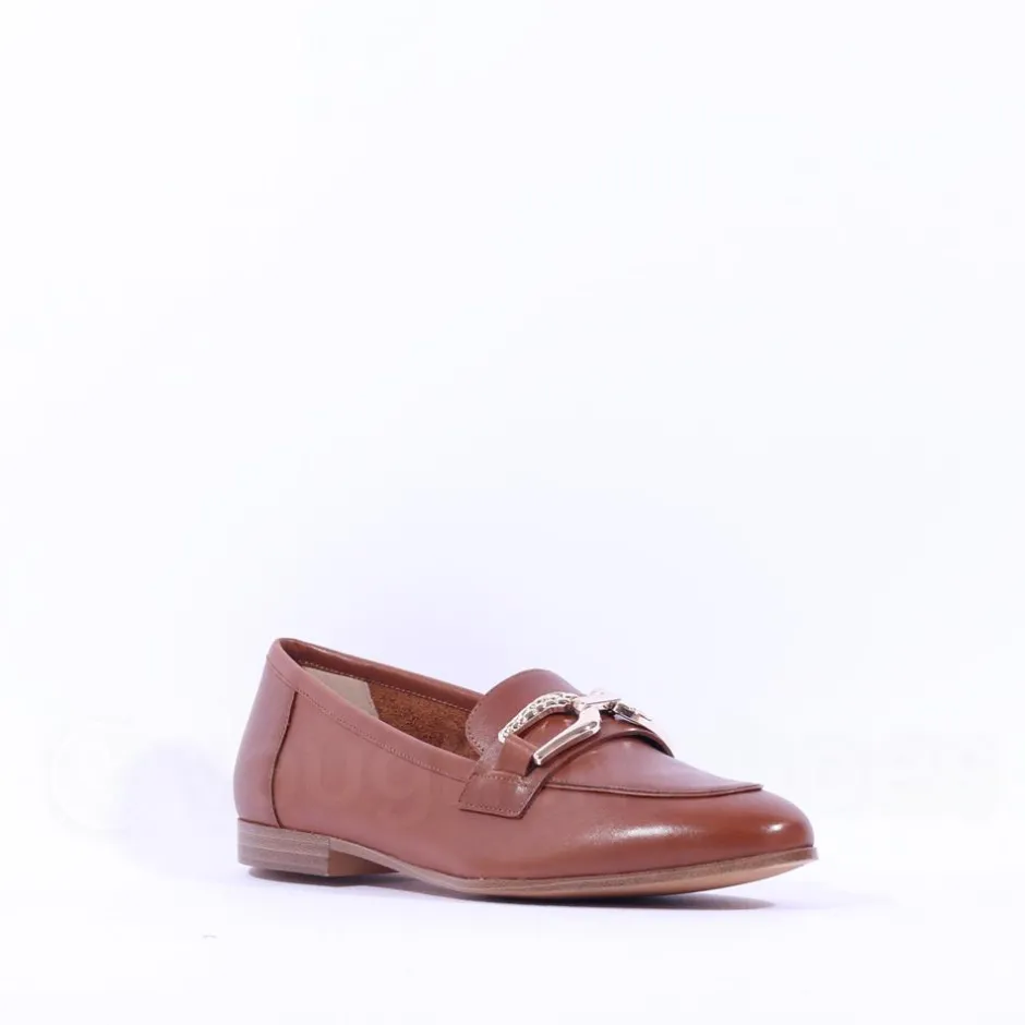 Women Caprice Eva Classic Link Loafer - Cognac Leather