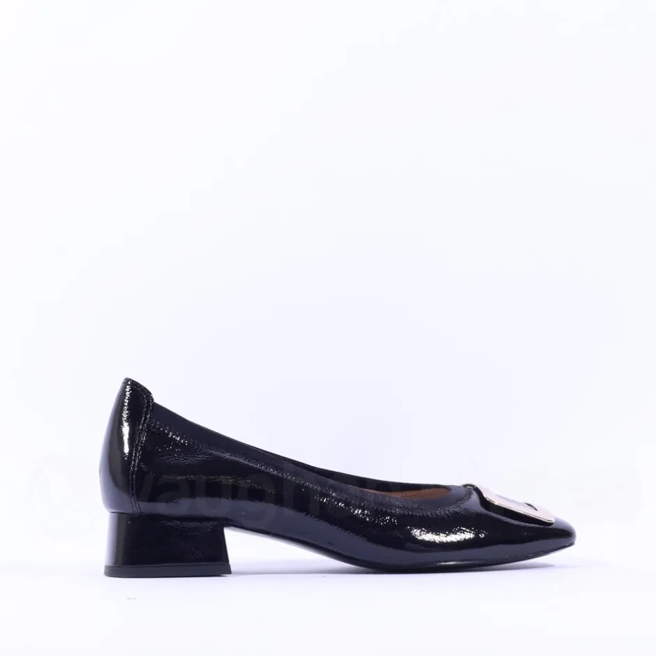 Women Caprice Evita Low Heel Link Shoe - Black Patent