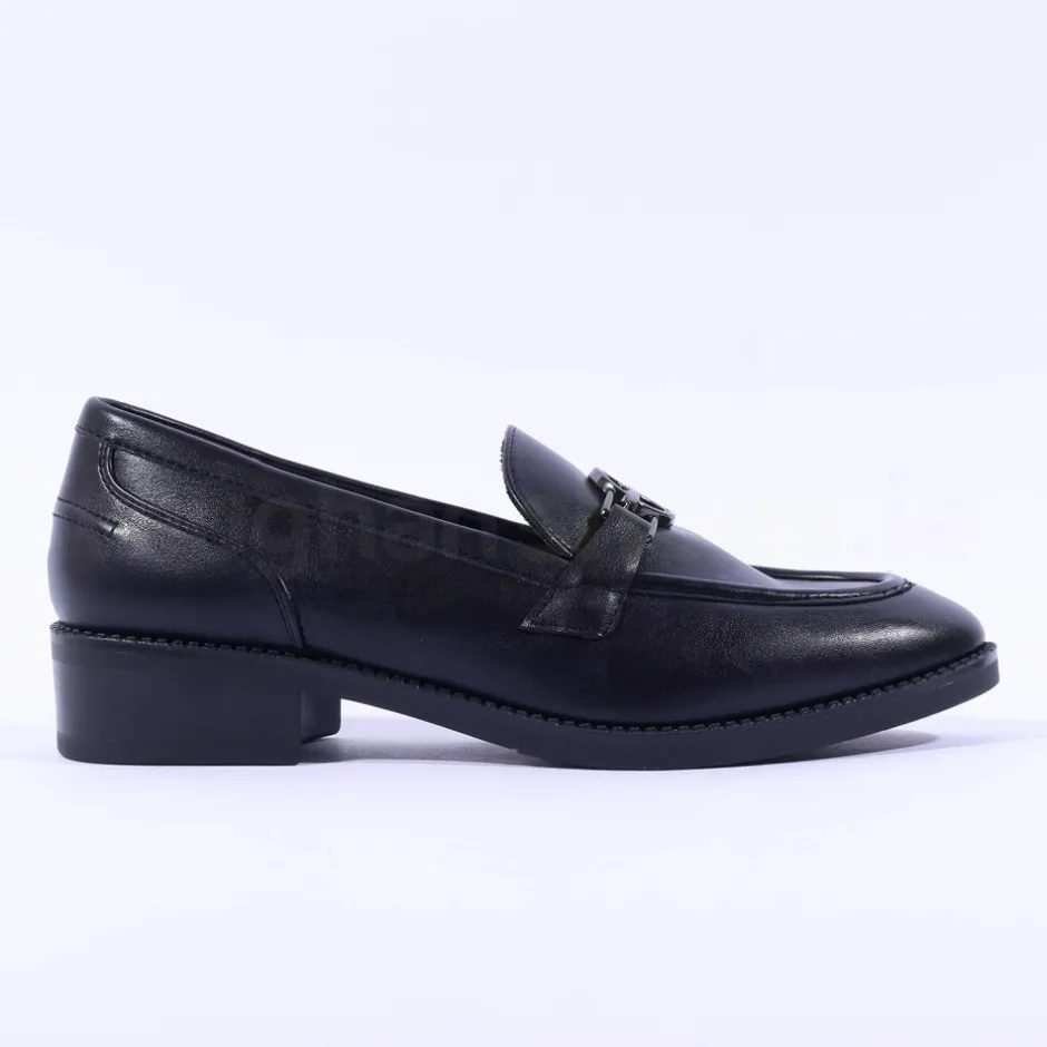 Women Tamaris Fjella Classic Slip On Loafer - Black Matte
