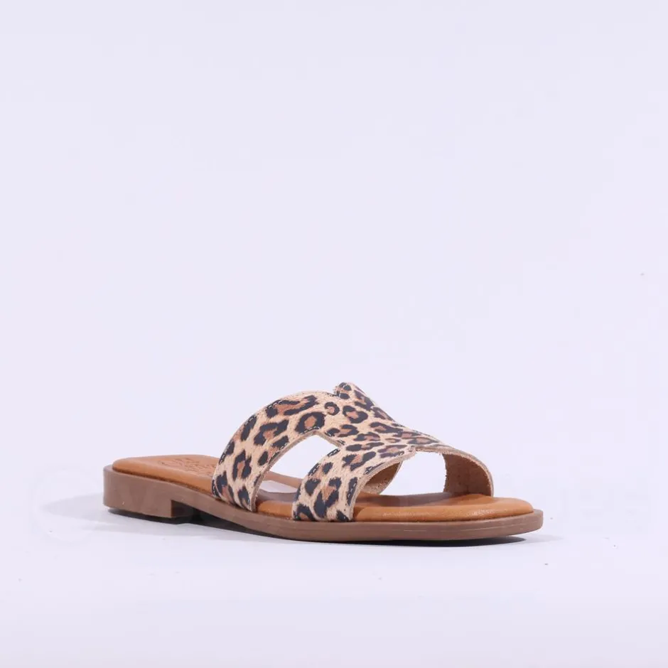 Women Oh My Sandals Flat Mule Slider - Leopard Print
