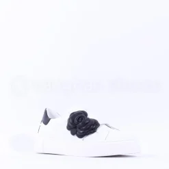 Women Marco Moreo Flower Brooch Low Trainer - White Black