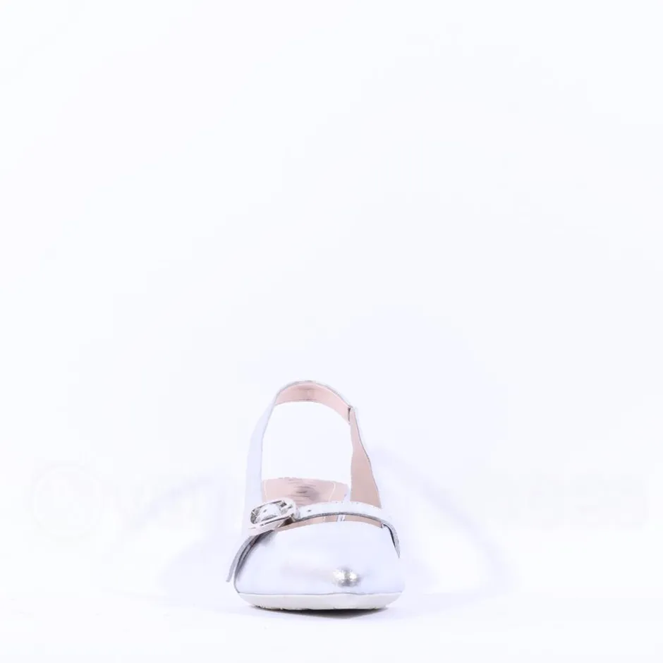 Women Wonders Gaia Kitten Heel Strap Slingback - Silver Leather