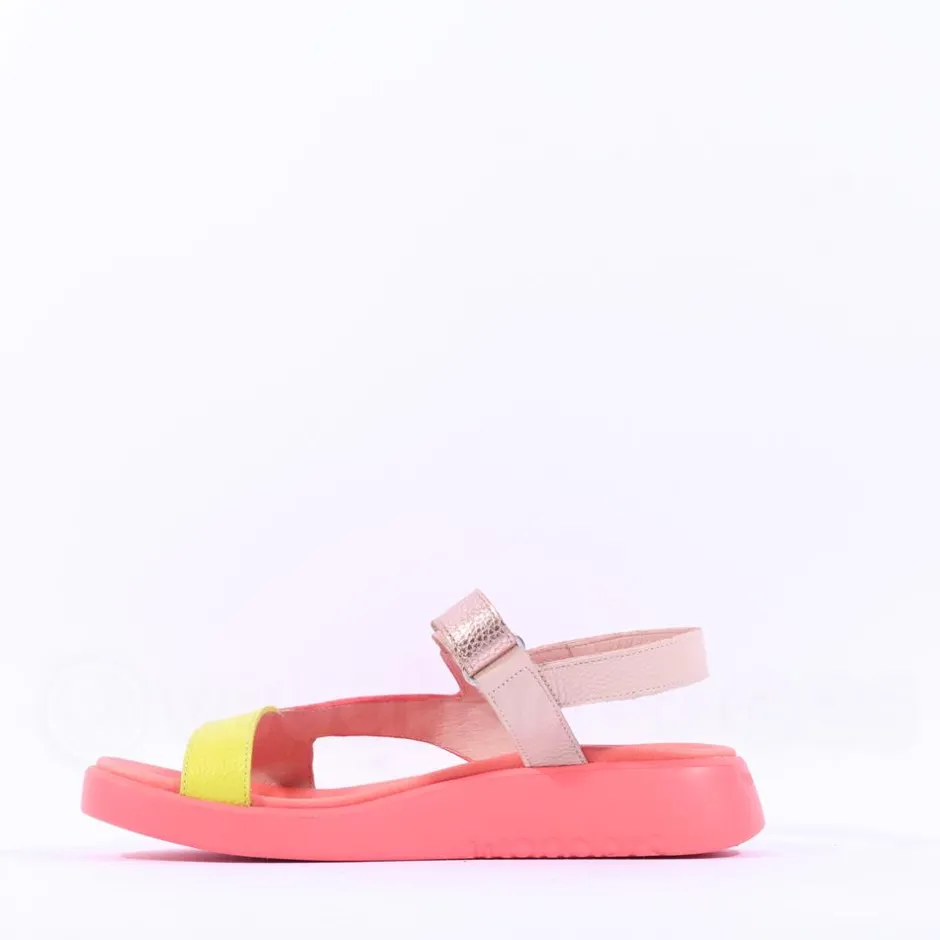 Women Wonders Hali Strappy Sporty Sandal - Coral Combi