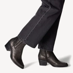 Women Tamaris Howdy Low Block Heel Gusset Boot - Bronze