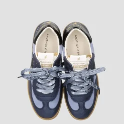 Women Another Trend Iconic Ii Gumsole Trainer - Blue Metallic