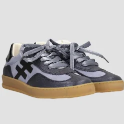 Women Another Trend Iconic Ii Gumsole Trainer - Blue Metallic