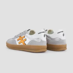 Women Another Trend Iconic Ii Gumsole Trainer - Silver Orange