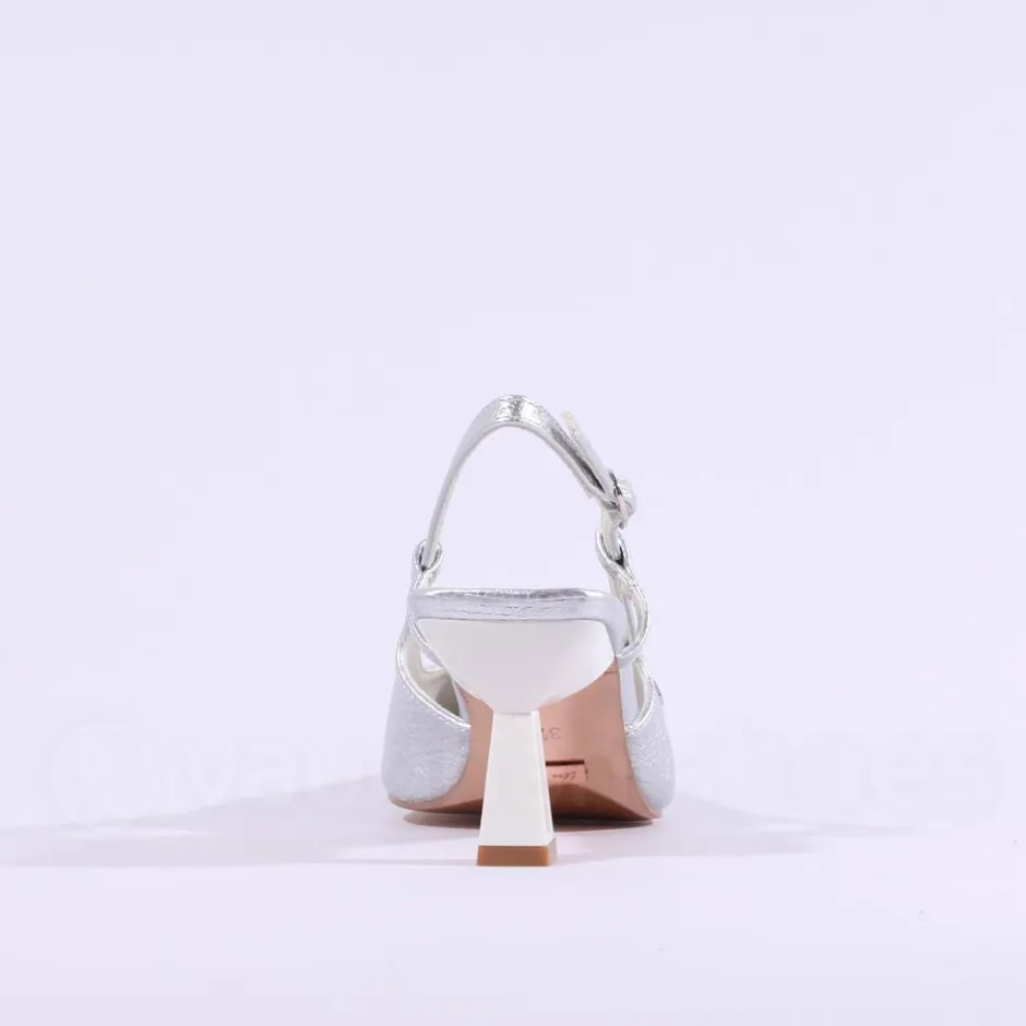 Women Una Healy Its Funky Pointed Slingback - Silver