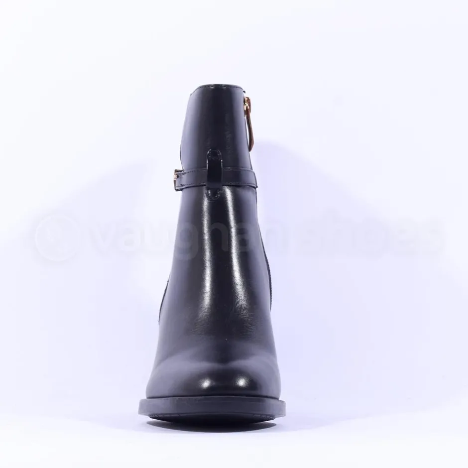 Women Tamaris Jacqie Blockheel Strap Ankleboot - Black Leather