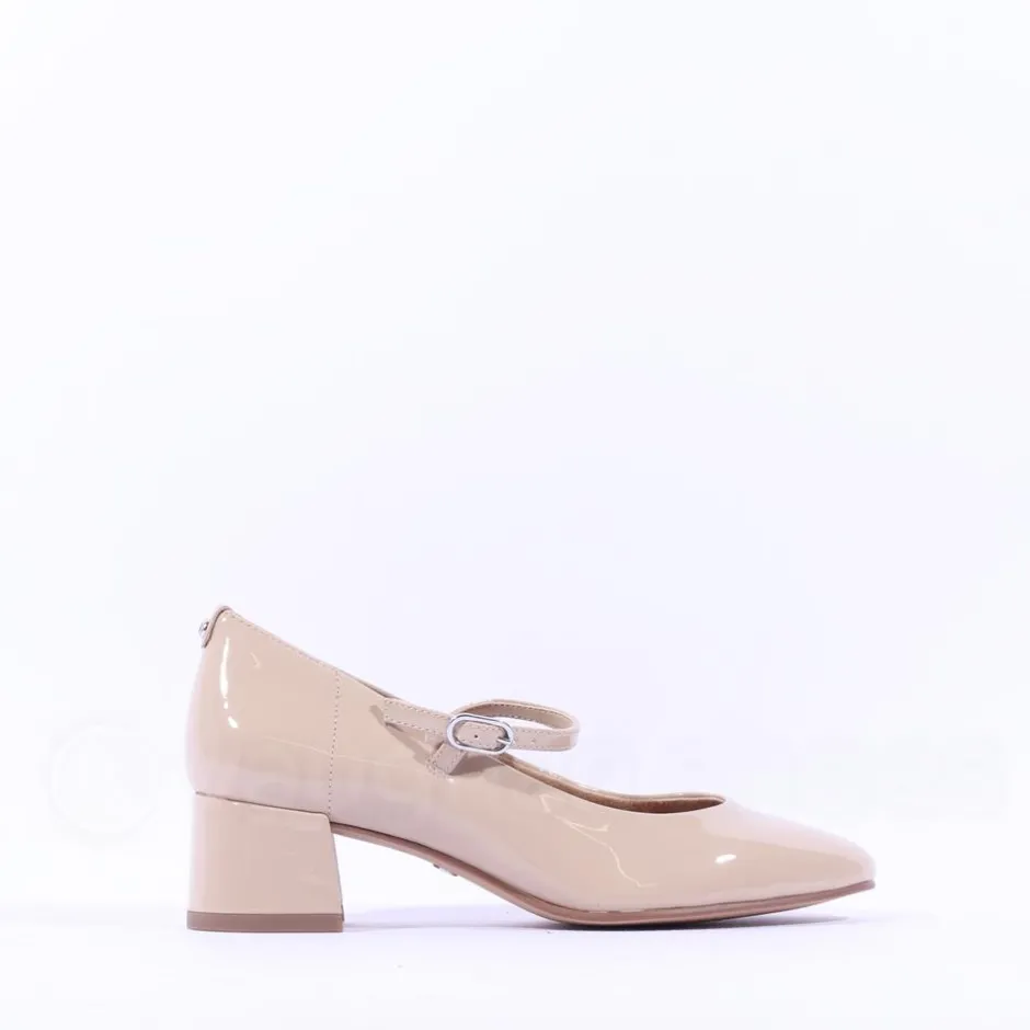 Women Tamaris Keala Block Heel Mary Jane Court - Beige Patent