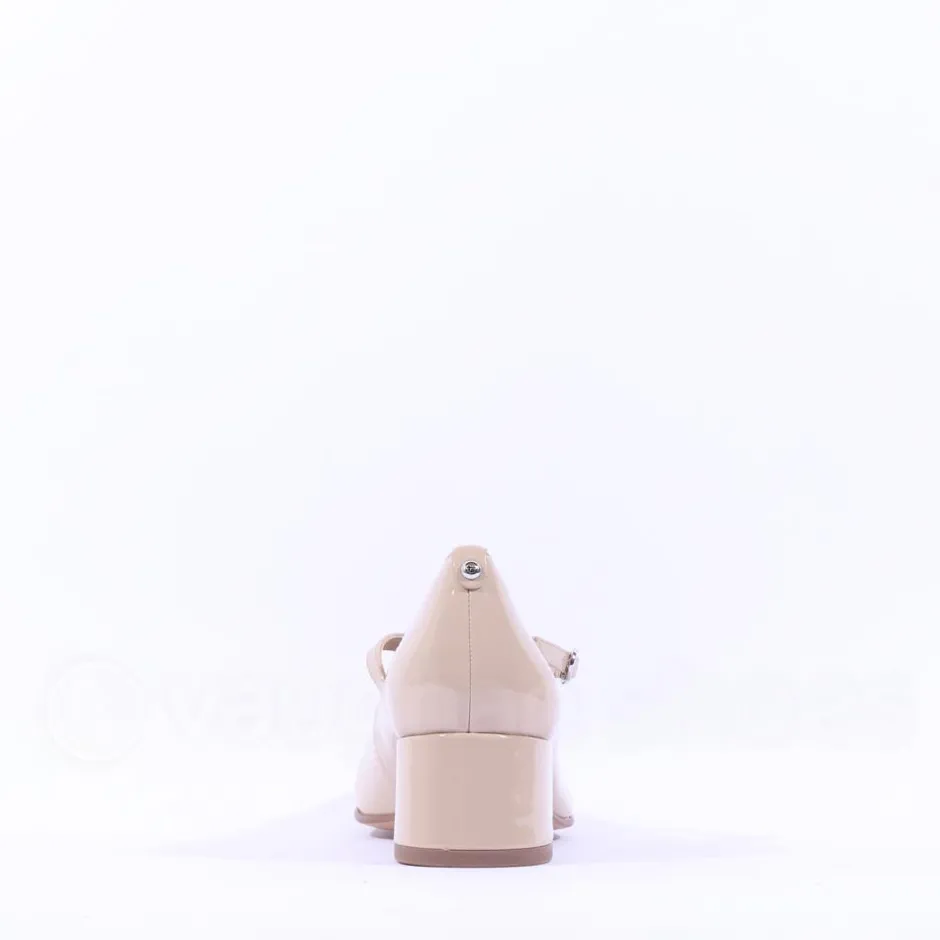 Women Tamaris Keala Block Heel Mary Jane Court - Beige Patent