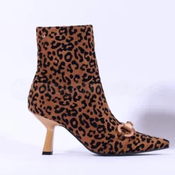 Women Una Healy Kissing You Link Detail Boot - Cheetah