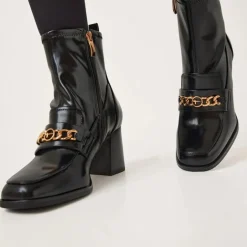 Women Tamaris Linny Link Loafer Style Boot - Black