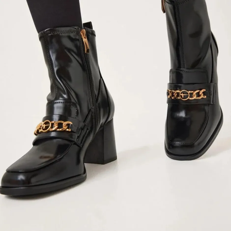 Women Tamaris Linny Link Loafer Style Boot - Black