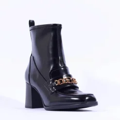 Women Tamaris Linny Link Loafer Style Boot - Black
