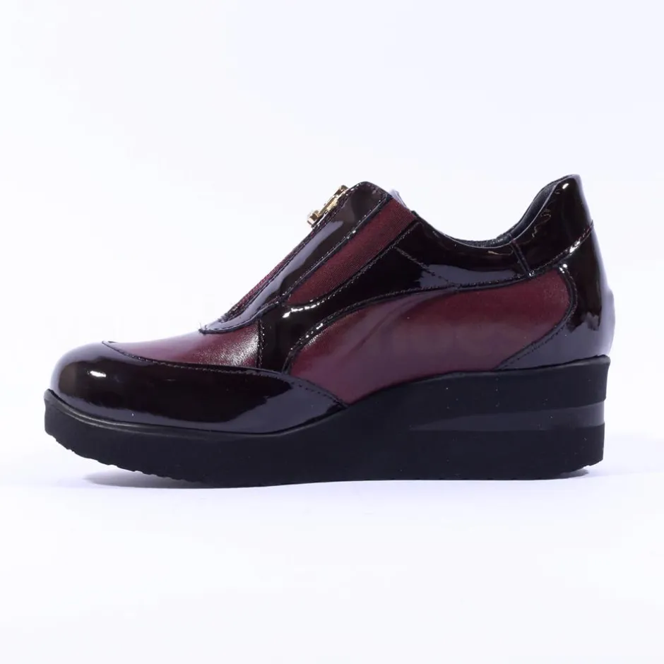 Women Marco Moreo Lola Classic Front Zip Wedge - Burgundy Patent