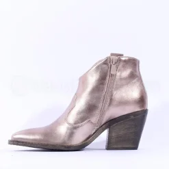 Women NeroGiardini Low Cut Block Heel Western - Gold Leather