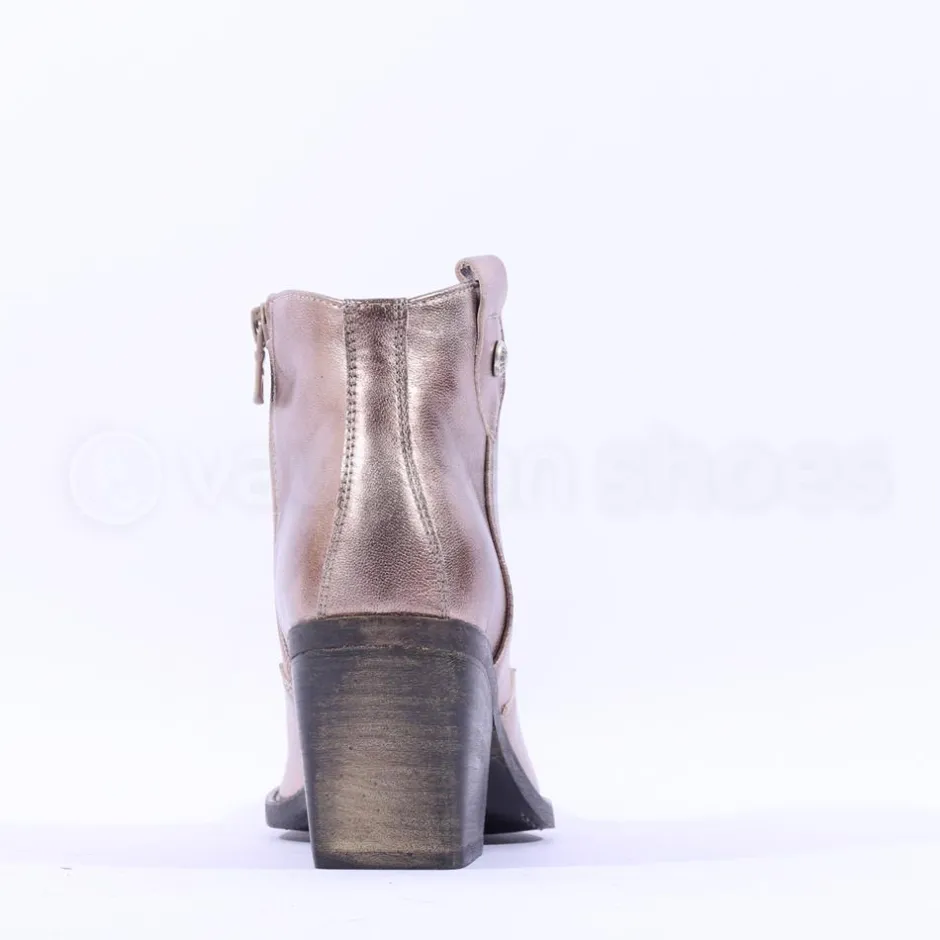 Women NeroGiardini Low Cut Block Heel Western - Gold Leather