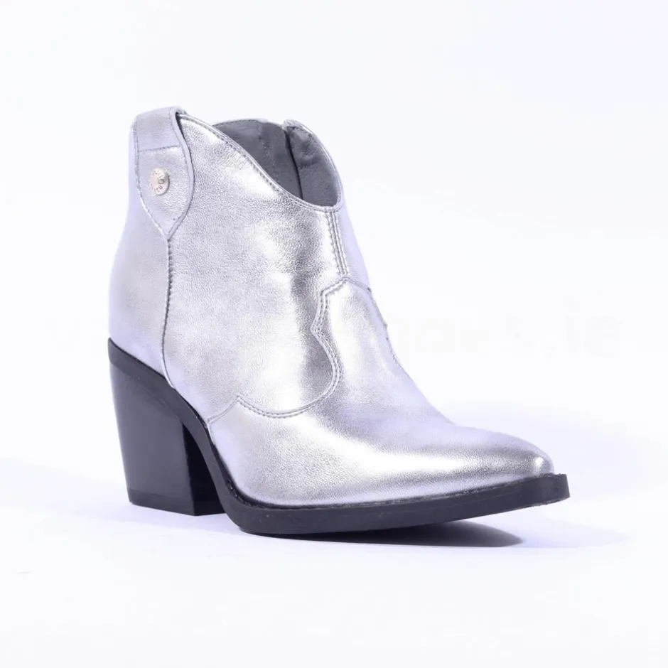 Women NeroGiardini Low Cut Block Heel Western - Silver Metallic