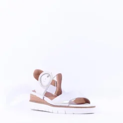 Women Tamaris Michi Wedge Ring Buckle Sandal - White Silver