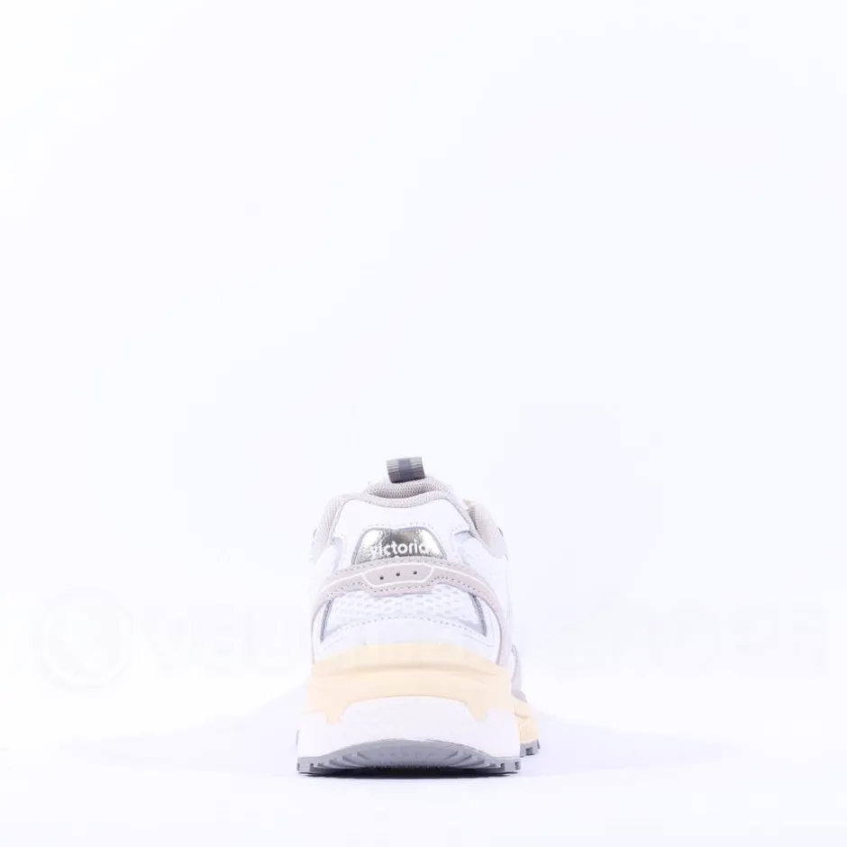 Women Victoria Mythos Metal Mesh Trainer - Blanco
