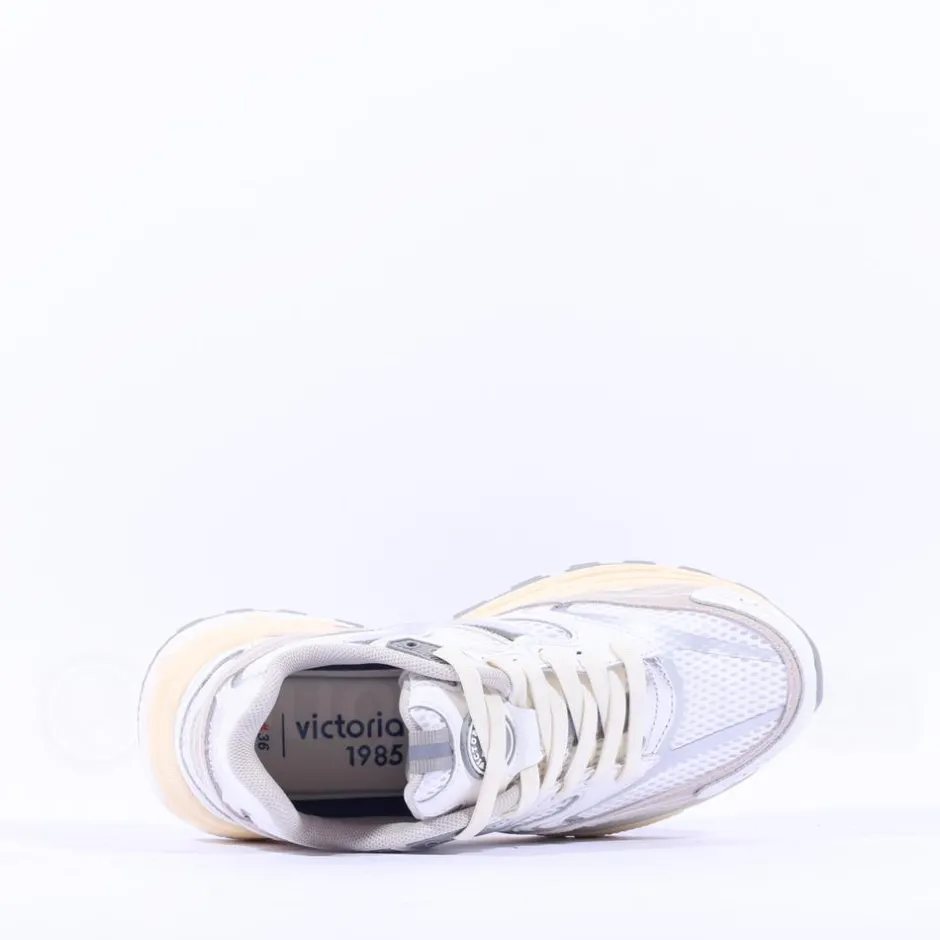 Women Victoria Mythos Metal Mesh Trainer - Blanco