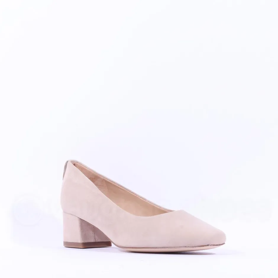 Women Peter Kaiser Padua Block Heel Court Shoe - Sand Suede