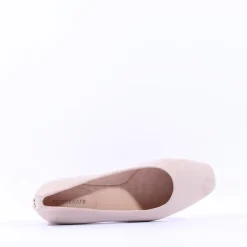 Women Peter Kaiser Padua Block Heel Court Shoe - Sand Suede