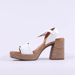 Women Oh My Sandals Platform Block Heel Link - White Gold
