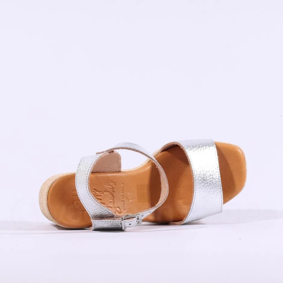 Women Oh My Sandals Platform Heel Slingback - Silver