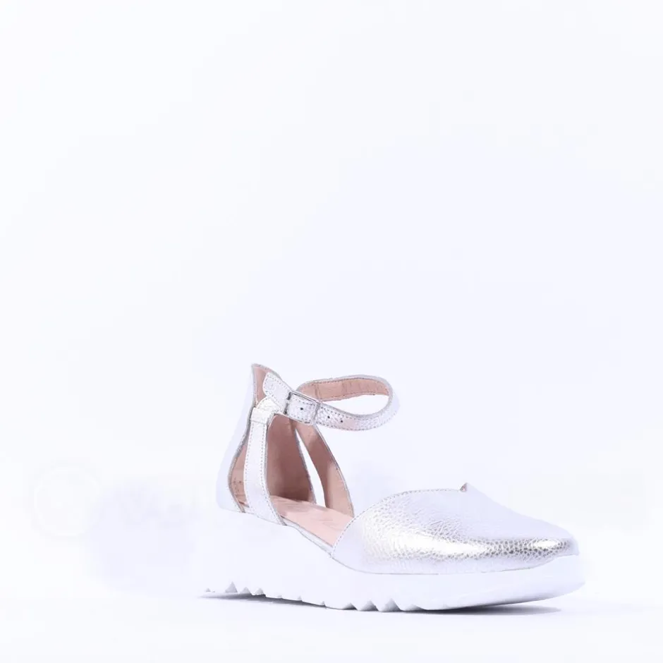 Women Wonders Selfie Wedge Ankle Strap Sandal - Silver Leather