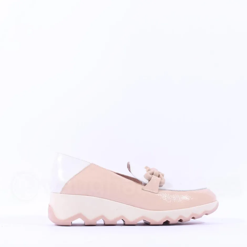 Women Wonders Sima Wedge Link Shoe - Nude Patent